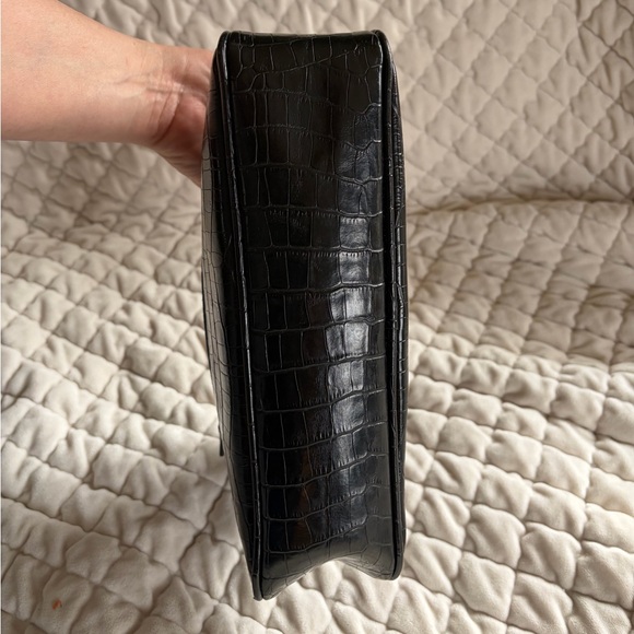 Vintage Liz Claiborne Villager Black Croc Embossed Baguette Bag - Picture 4 of 8
